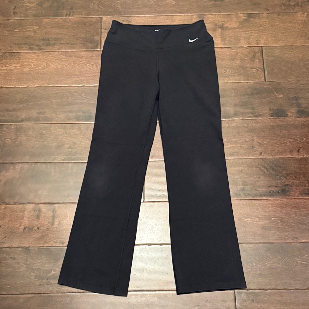 Womens Nike Dri-Fit Black Bootcut Athletic Pants Medium
